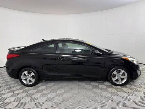 Used 2013 Hyundai Elantra image 4