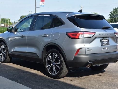 Used 2022 Ford Escape SE w/ SE Sport Appearance Package AWD/4WD image 14