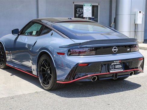 New 2024 Nissan Z NISMO w/ Floor Mat Package image 8