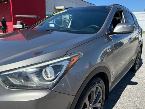 Used 2017 Hyundai Santa Fe Sport image 22
