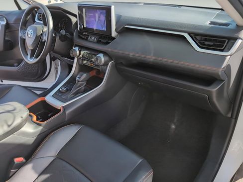 Used 2024 Toyota RAV4 Adventure image 34