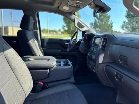 Used 2023 Chevrolet Silverado 1500 Custom Trail Boss w/ LPO, Dark Essentials Package image 15