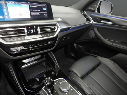 Used 2023 BMW X4 xDrive30i w/ Premium Enhanced Package AWD/4WD image 24
