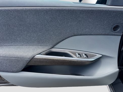 Used 2024 Lucid Air Touring AWD/4WD image 22