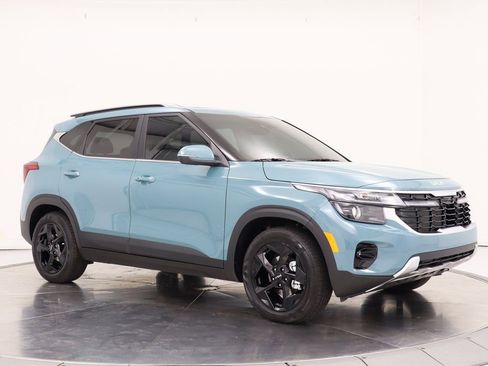 Used 2026 Kia Seltos EX w/ EX Sunroof Package image 7