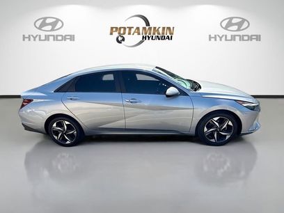 Used 2023 Hyundai Elantra SEL w/ Convenience Package