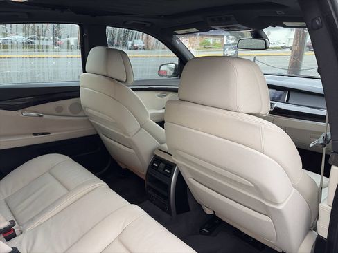 Used 2012 BMW 535i Gran Turismo image 26