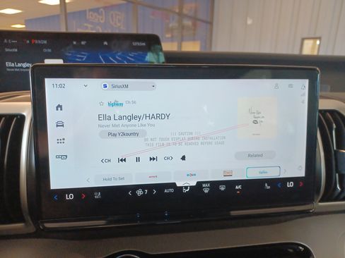 New 2025 Ford Expedition Active image 33