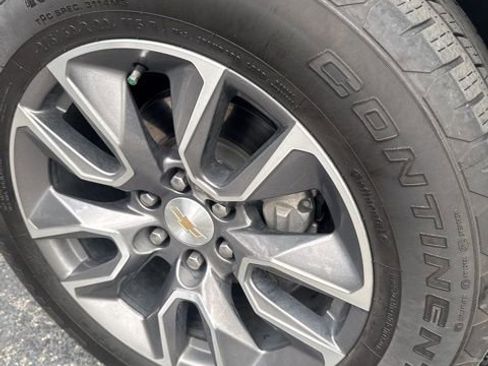 Used 2023 Chevrolet Tahoe LT w/ LT Signature Plus Package image 16