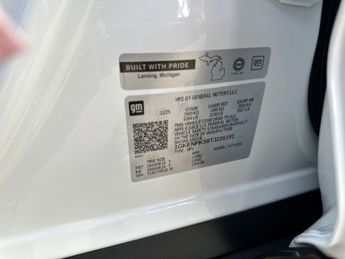 New 2026 GMC Acadia AT4 image 27