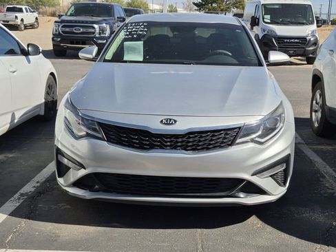 Used 2019 Kia Optima LX image 2