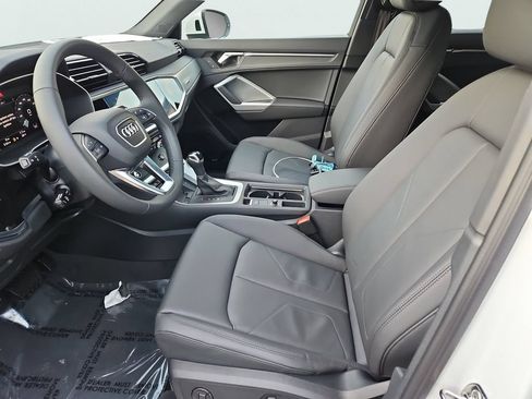 Certified 2025 Audi Q3 2.0T Premium AWD/4WD image 21