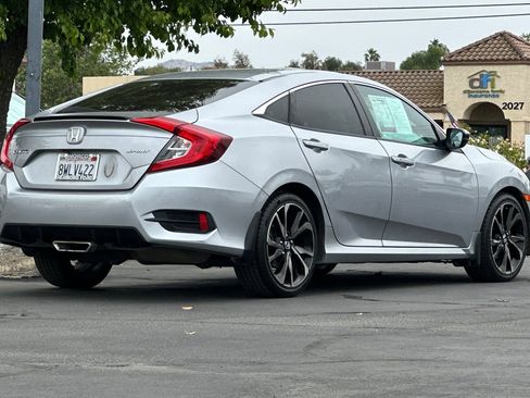 Used 2021 Honda Civic Sport image 4