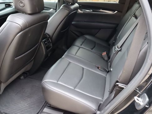 Used 2020 Cadillac XT5 Premium Luxury FWD image 6