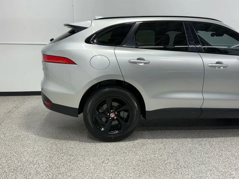 Used 2019 Jaguar F-PACE Premium image 50
