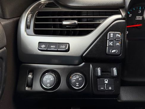 Used 2016 Chevrolet Tahoe LTZ image 15