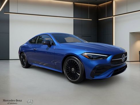 Certified 2024 Mercedes-Benz CLE 300 4MATIC Coupe image 3