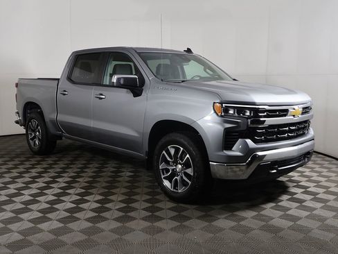 Used 2024 Chevrolet Silverado 1500 LT AWD/4WD image 49