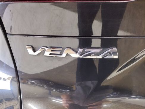 Used 2022 Toyota Venza Limited w/ Advanced Technology Package AWD/4WD image 16