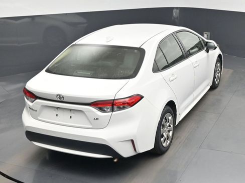 Used 2020 Toyota Corolla LE image 43