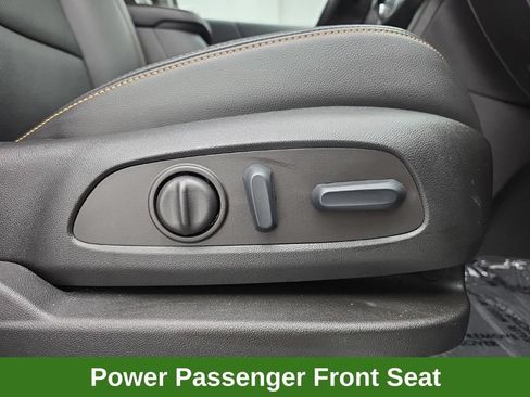 Used 2022 Chevrolet Equinox Premier AWD/4WD image 56