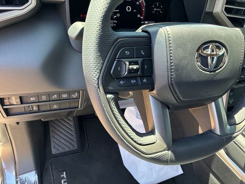 New 2026 Toyota Tundra Limited AWD/4WD image 21