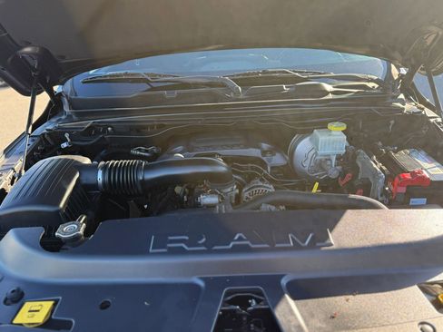 Used 2019 RAM 1500 Big Horn image 11