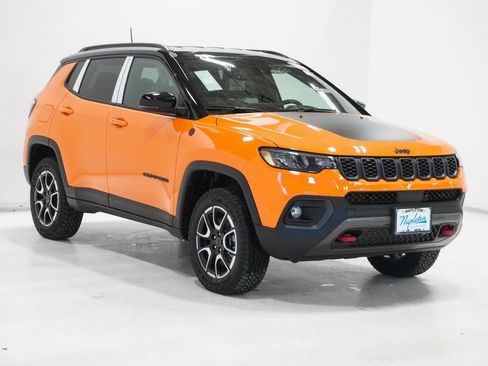 New 2026 Jeep Compass Trailhawk image 4