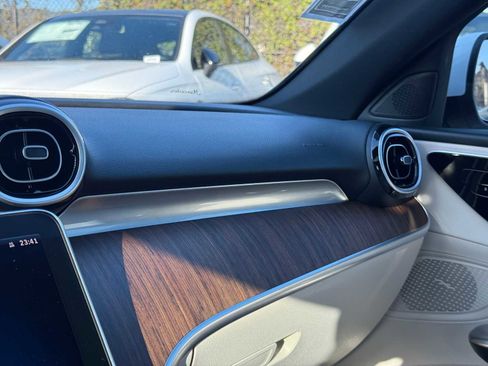 Used 2025 Mercedes-Benz C 300 Sedan image 36