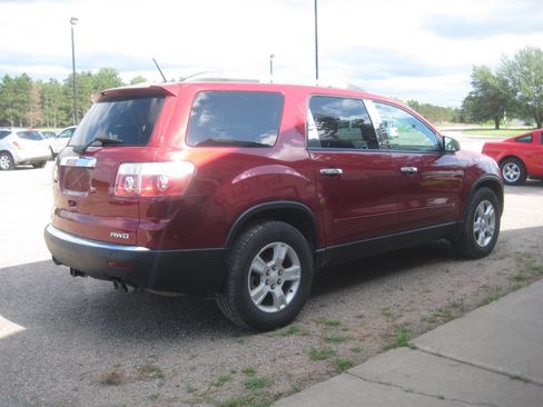 Used 2010 GMC Acadia SLE image 2