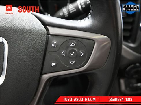 Used 2022 GMC Acadia AT4 w/ Technology Package image 19