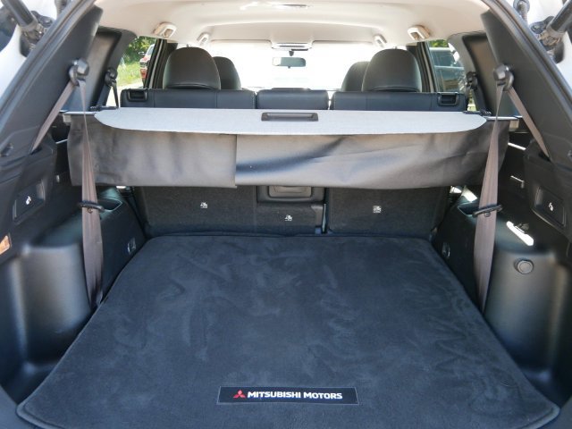 Used 2024 Mitsubishi Outlander SE AWD/4WD image 10