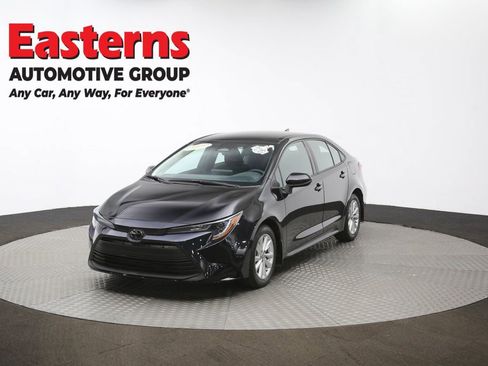 Used 2023 Toyota Corolla LE w/ LE Convenience Package image 54