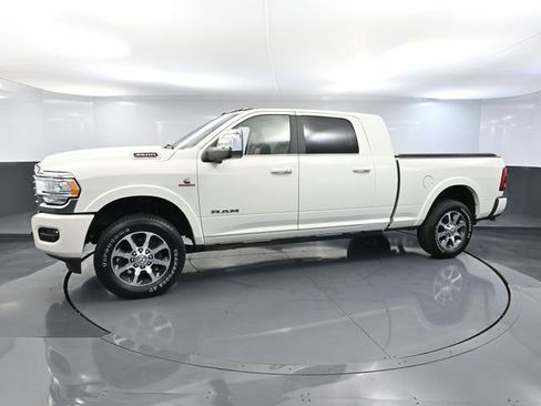 Used 2024 RAM 3500 Limited w/ Towing Technology Group image 12