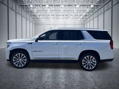 Used 2022 GMC Yukon Denali w/ Max Trailering Package AWD/4WD image 2