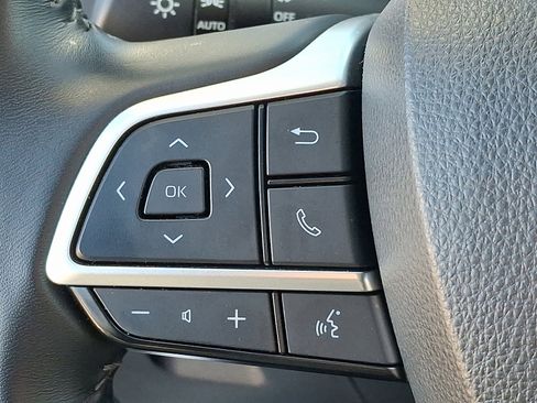 Certified 2024 Toyota Highlander XLE image 22