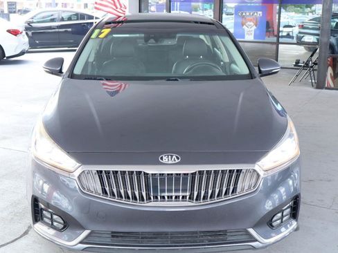 Used 2017 Kia Cadenza Technology FWD image 10