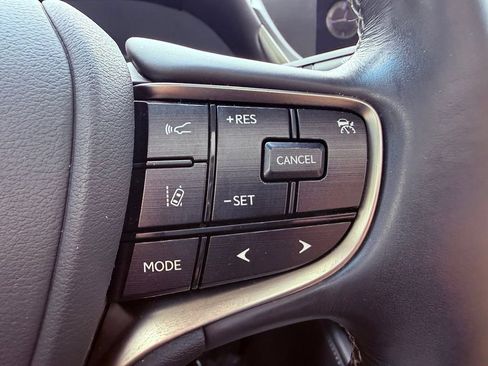 Certified 2021 Lexus ES 300h w/ Premium Package FWD image 21