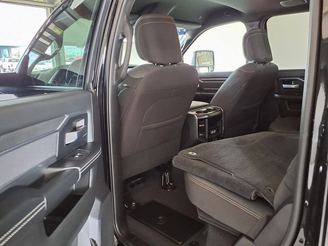 Used 2025 RAM 3500 Big Horn AWD/4WD image 21