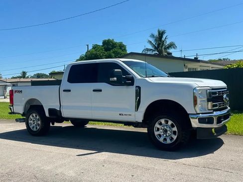 Used 2024 Ford F250 XLT w/ FX4 Off-Road Package AWD/4WD image 3