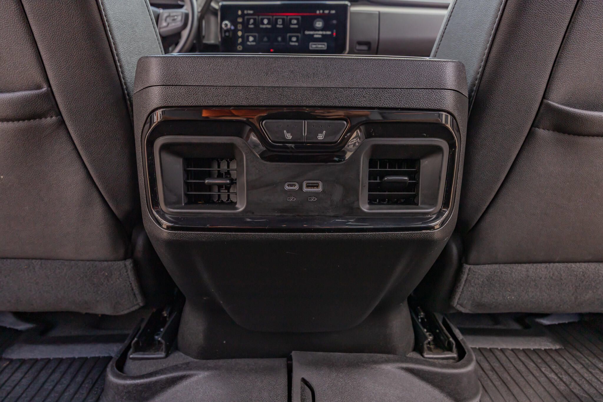 Used 2026 GMC Sierra 2500 AT4 AWD/4WD image 32