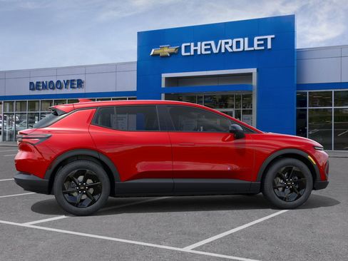 New 2026 Chevrolet Equinox EV LT image 29