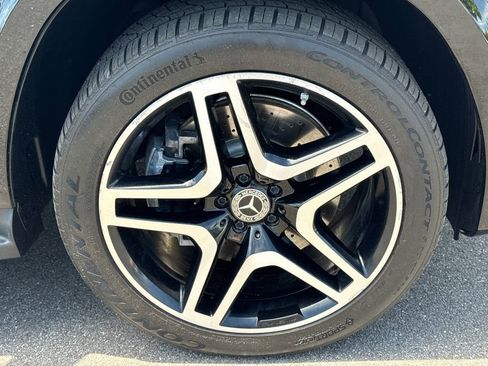 Used 2019 Mercedes-Benz GLS 550 4MATIC image 12