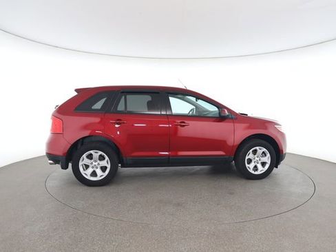 Used 2013 Ford Edge SEL FWD image 22