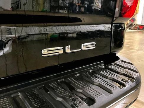 Certified 2024 GMC Sierra 2500 SLE w/ SLE Convenience Package AWD/4WD image 24