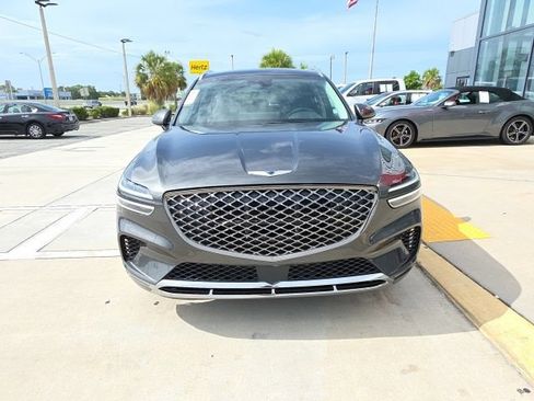 Used 2025 Genesis GV70 2.5T AWD/4WD image 8