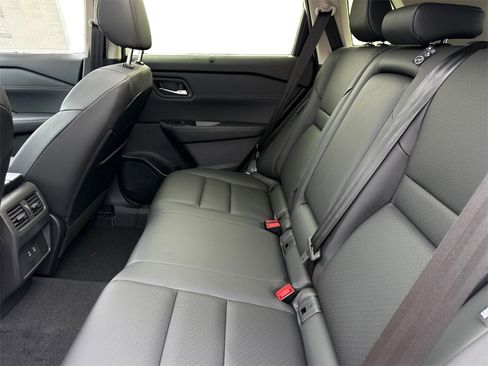 New 2026 Nissan Rogue SV w/ SV Premium Package image 15