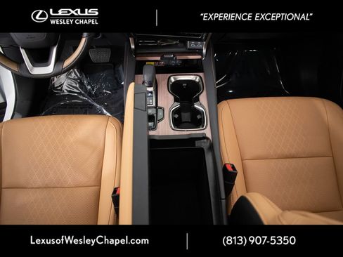 Used 2025 Lexus RX 350 Premium Plus w/ Convenience Package FWD image 33