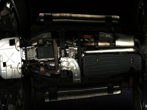 Used 2023 Ford F150 Lariat w/ Equipment Group 502A High AWD/4WD image 30