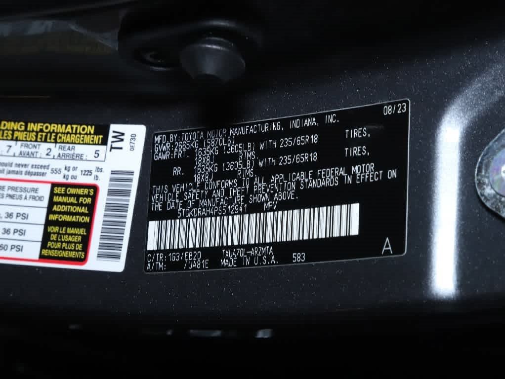 Used 2023 Toyota Highlander XLE FWD image 20